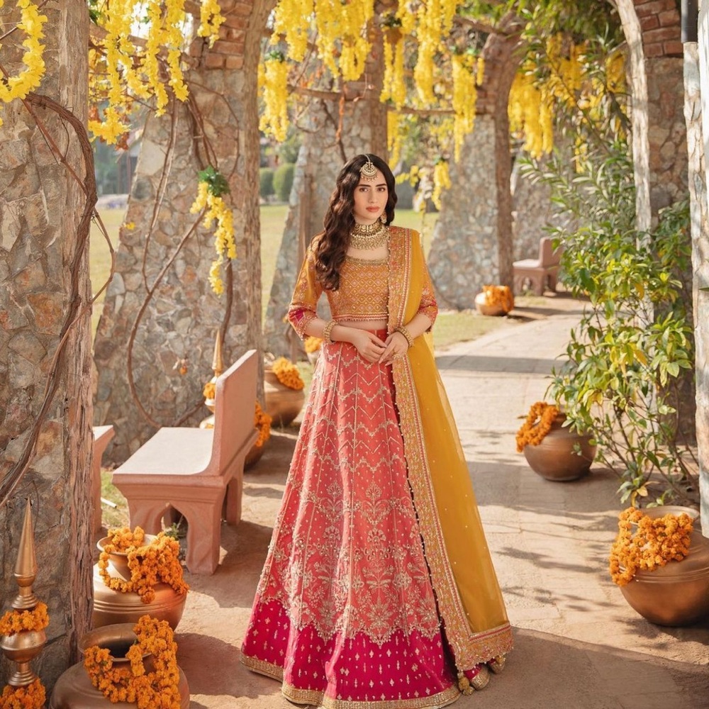 Qalamkar size Large lehnga choli worn only once!